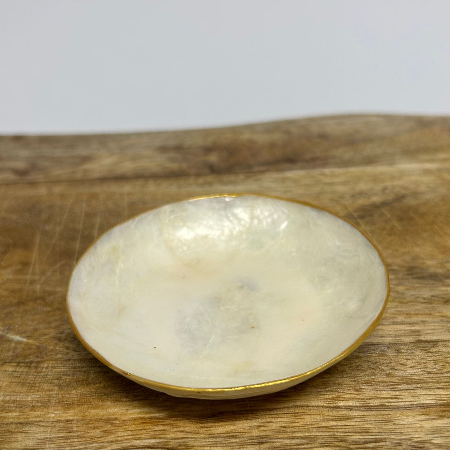 Schaaltje Schelp Capiz Gold Edge XS ByBazz